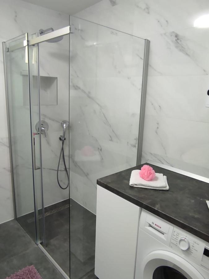 Apartman Koko With Private Jacuzzi マカルスカ エクステリア 写真