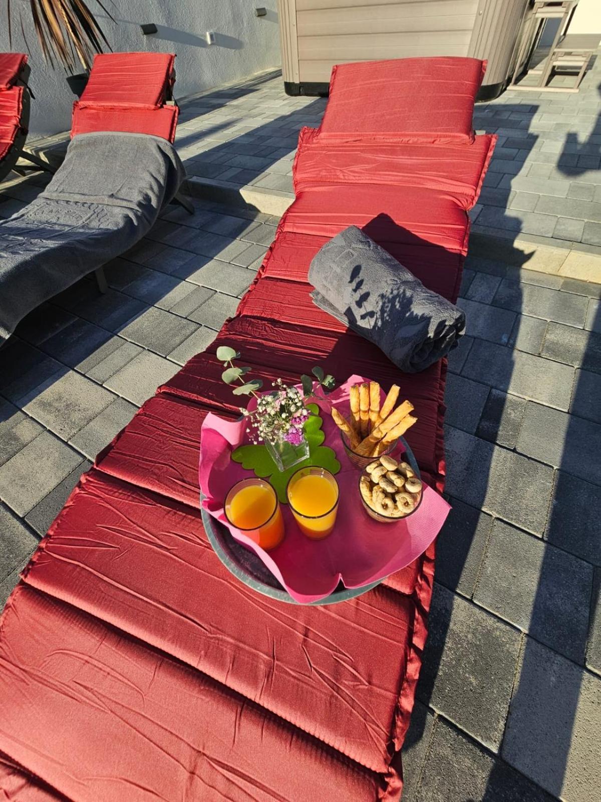 Apartman Koko With Private Jacuzzi マカルスカ エクステリア 写真